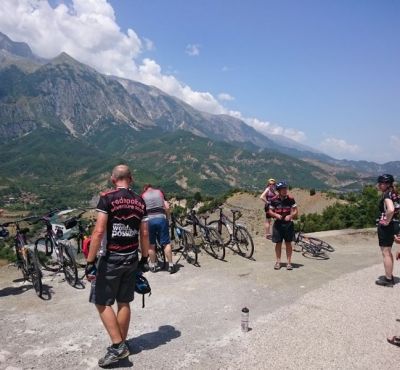 Tricia Handley Cycling on the  tour with redspokes